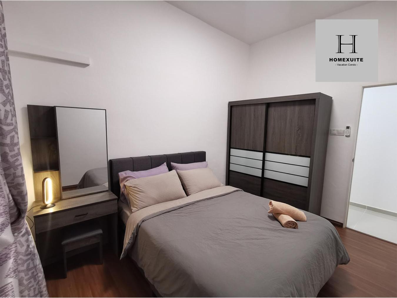 Homexuite Vacation At Sri Indah 2 Apartment