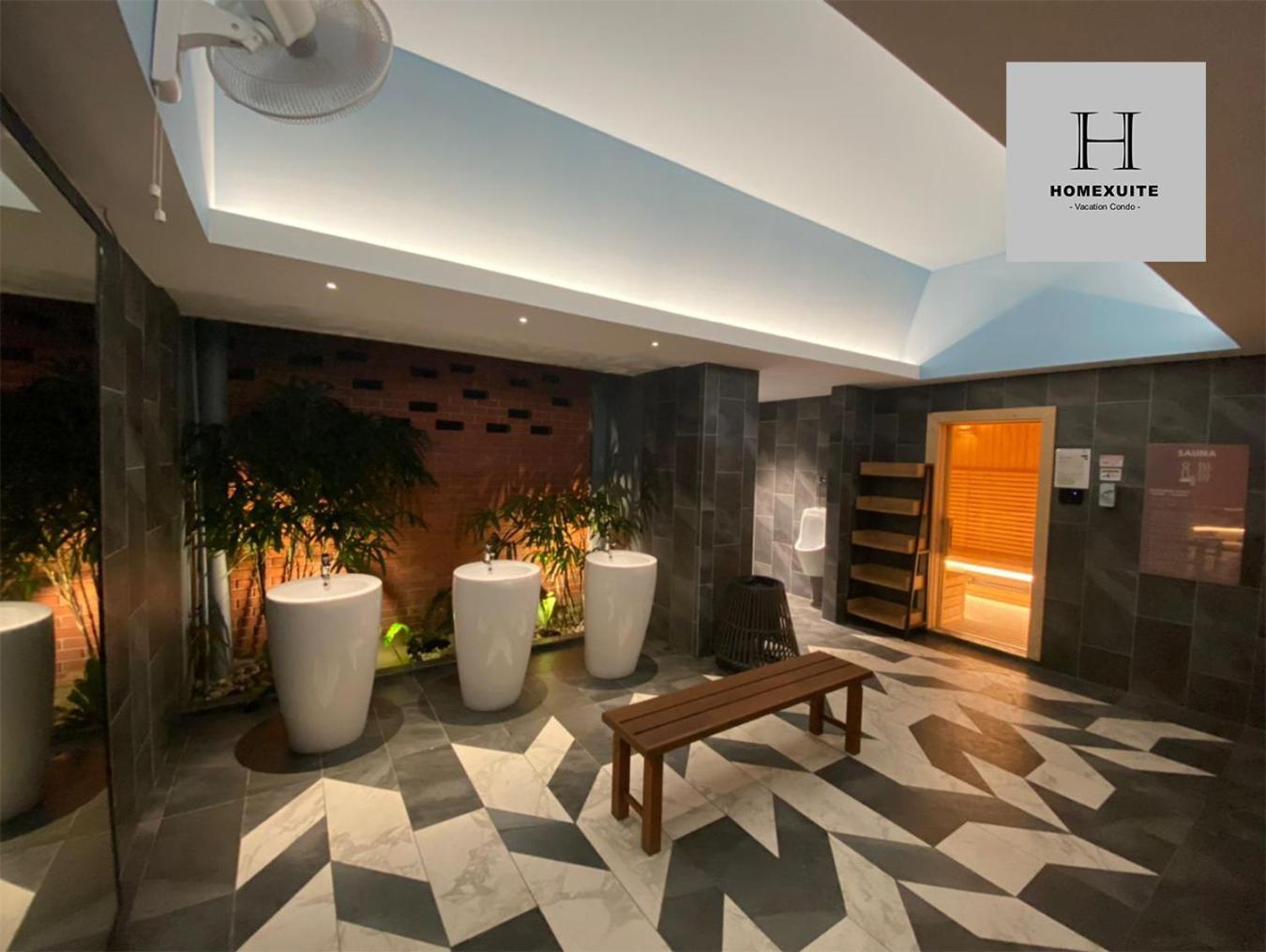 Homexuite Vacation At Sri Indah 2 Apartment